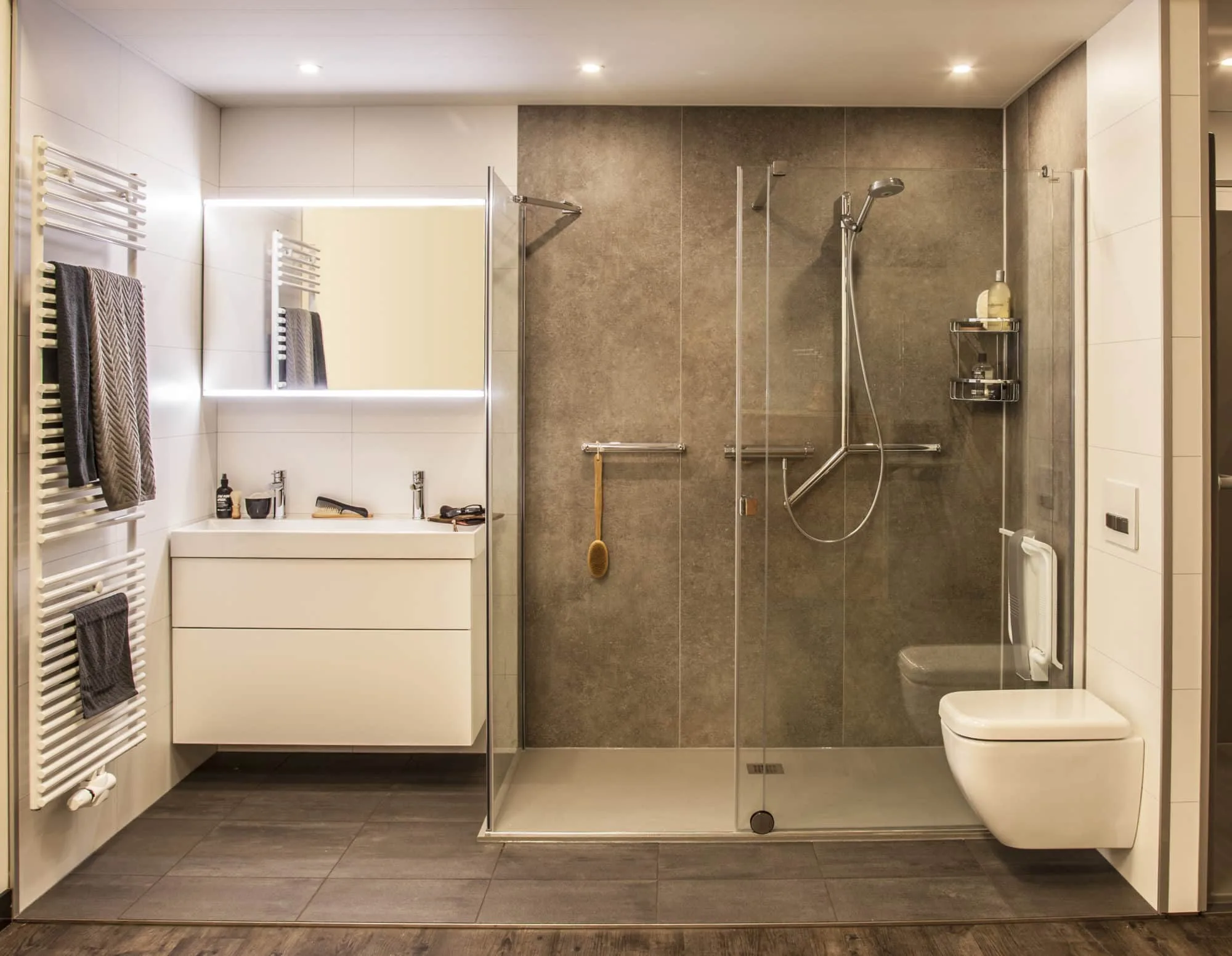 Complete badkamer renovatie moderne stijl
