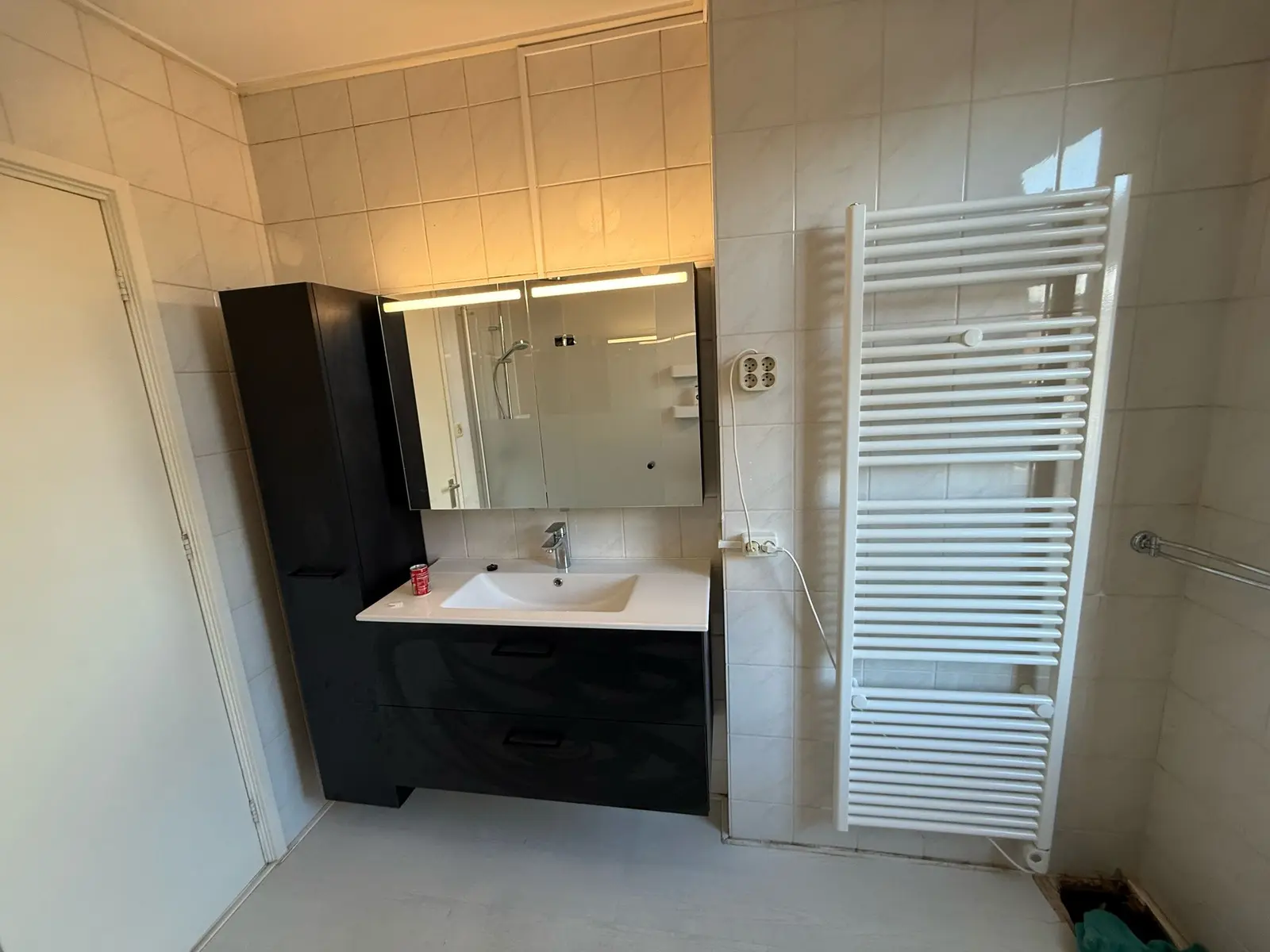 Marmerlook badkamer voor renovatie