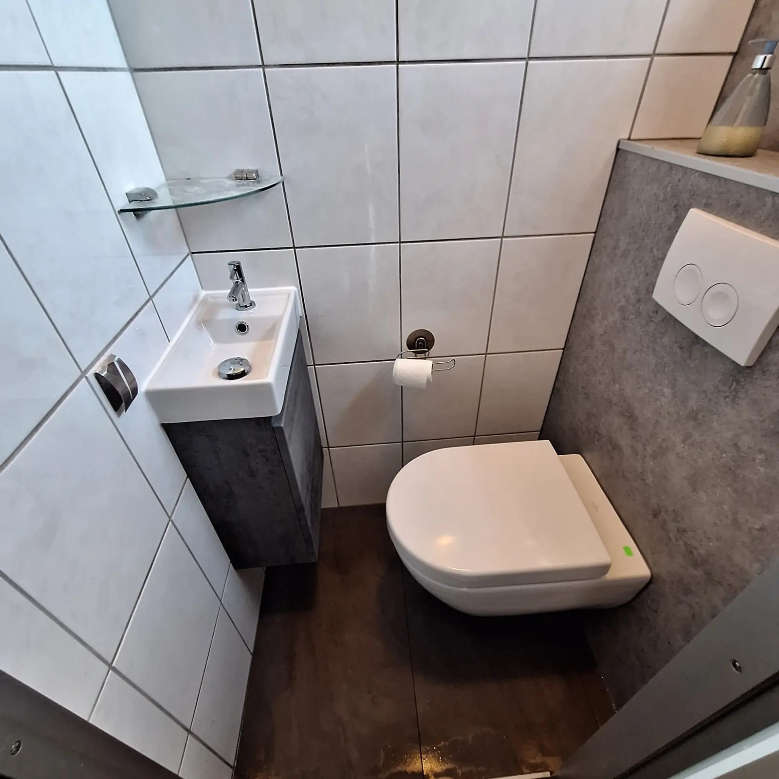Marmerlook badkamer voor renovatie