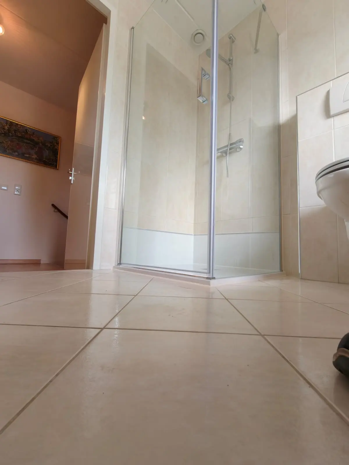 Marmerlook badkamer voor renovatie