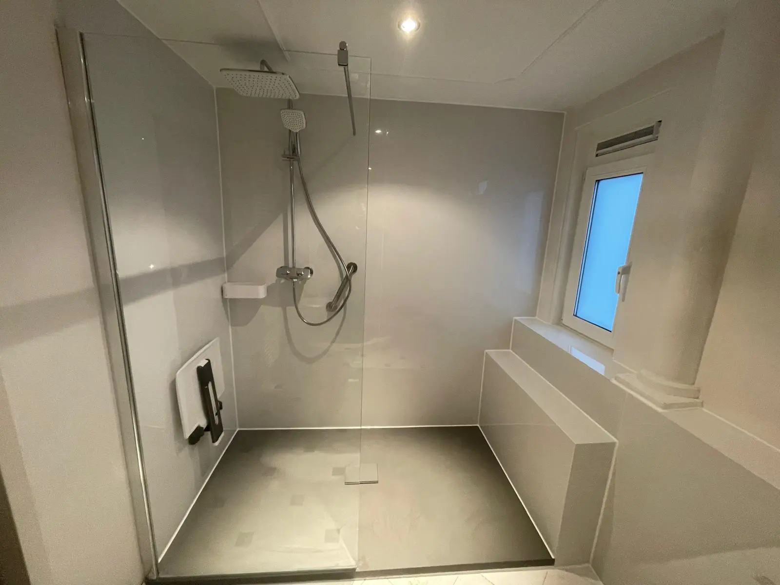Douche voor senioren na renovatie